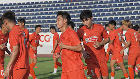 Khuất Văn Khang quá tải, U23 Việt Nam giao hữu với ‘khách mời quốc tế’ đáng kể Khuất Văn Khang quá tải, U23 Việt Nam giao hữu với ‘khách mời quốc tế’ đáng kể